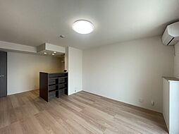 バレンティア 3階1LDKのリビング/ダイニング