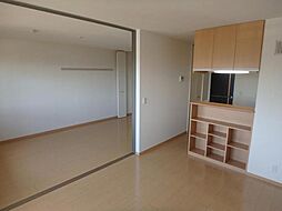 JR徳島線 鮎喰駅 徒歩7分の賃貸アパート 3階1LDKのリビング/ダイニング