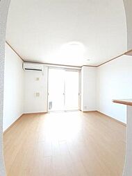 JR高徳線 佐古駅 徒歩20分の賃貸アパート 2階1LDKのリビング/ダイニング