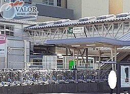 東神奈川駅(JR東日本 横浜線) 徒歩8分。 610m