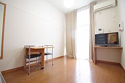 レオパレスサガミわたなべ 3階1Kのリビング/ダイニング