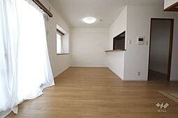 ルネ・ヒューマンズガーデン万博公園南C棟 3SLDKのリビング/ダイニング