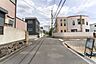 その他：物件の西側前面道路（南側から）［2026年8月19日撮影］