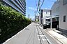 その他：敷地東側の前面道路