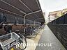 設備：屋根のある駐輪場でしたら雨を避けられるため、自転車自体も汚れにくく劣化も防げますね。
