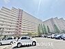 外観：集合住宅には沢山の人が暮らしており、人と人との交流の場となります。心温まる住環境が、住む方の喜びに繋がりますよ。