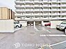 駐車場：近隣の駐車場まで歩く必要がなく、子どもや高齢者がいる世帯は駐車場から自宅までの距離が短い方が便利です