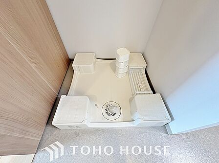 脱衣所内に洗濯機を置けるスペースを確保!ご家族のお洗濯物を洗う際にも大容量の洗濯機を置けて便利です。