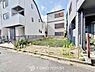 駐車場：近隣の駐車場まで歩く必要がなく、子どもや高齢者がいる世帯は駐車場から自宅までの距離が短い方が便利です