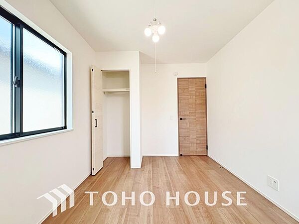 洋室を拡大表示