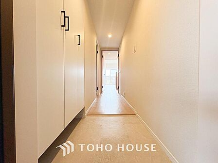 ダウンライトを使用しお洒落に演出。帰りたくなる家をテーマに設計。いつも「人」と「家」の間に・・・。