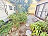 その他：日当たりも良く、家庭菜園や植栽を育てるのに適したお庭はこれからの生活に緑という癒しを与えてくれます。お子様と記念樹等を植えて、月日の積み重ねを感じる思い出溢れる場所へ。