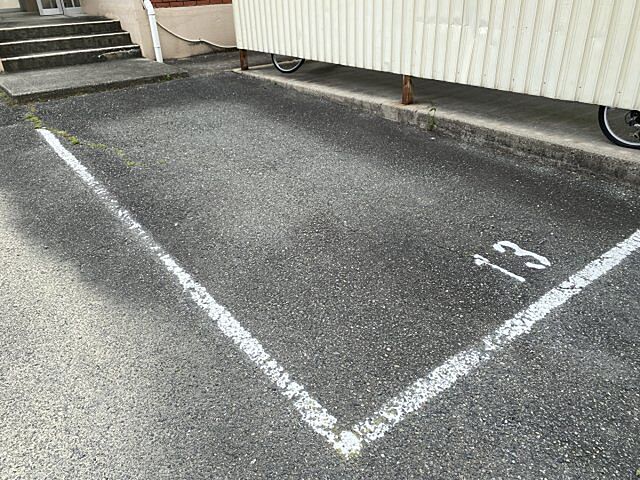 7 / 11