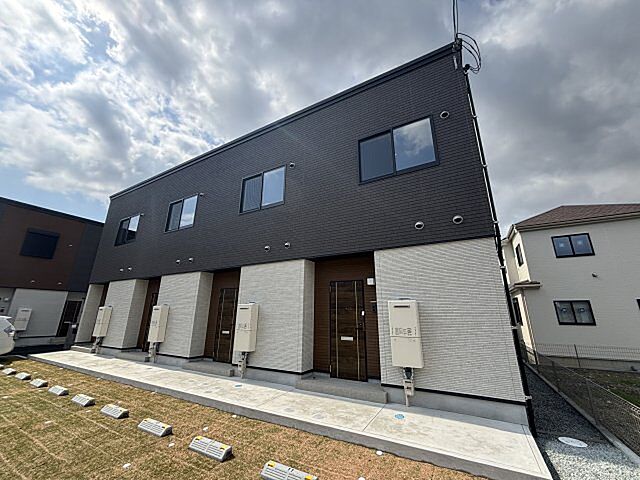3 / 10