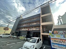 兵庫県姫路市手柄（賃貸マンション1R・2階・35.63㎡） その1