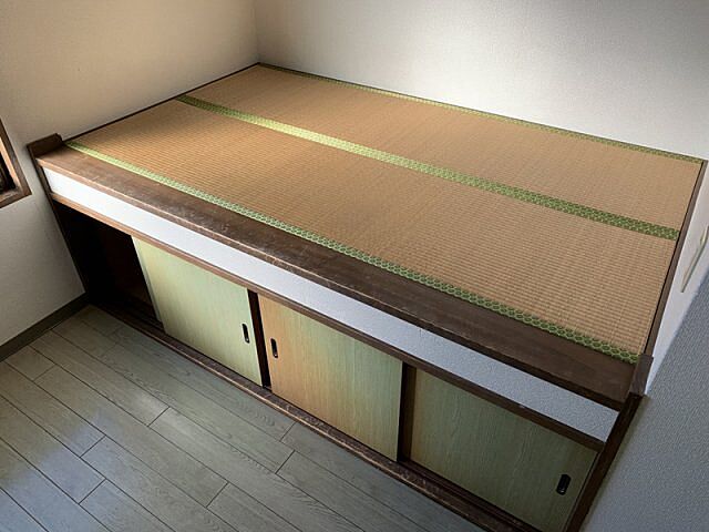寝室