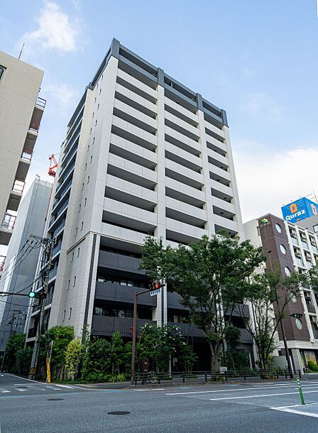 スタイリッシュな外観の鉄筋コンクリート造の戸建です。※この画像はCG加工処理しています
