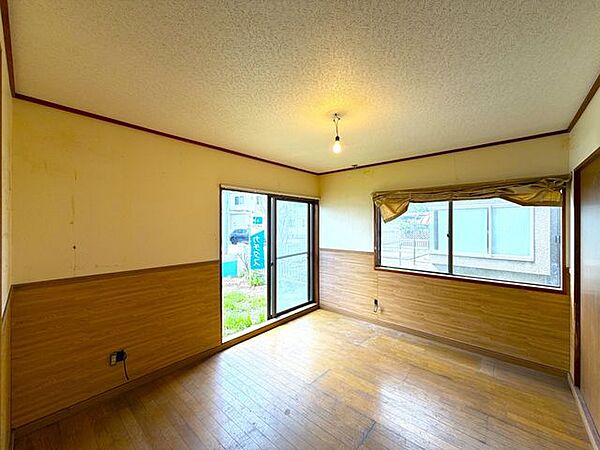 洋室を拡大表示