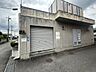 その他：【ゴミ捨て場】敷地内にはマンション住人用のゴミ捨て場が設置されております。出入口近辺にございますので、朝のお忙しいお仕事前にさくっとゴミを捨てることができます。