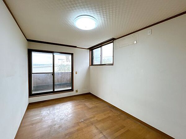 洋室を拡大表示