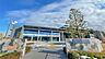 周辺：公立芸術文化観光専門職大学（1021m）