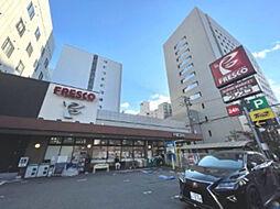 【スーパー】FRESCO(フレスコ) 江坂店まで25ｍ