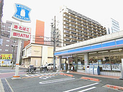 【コンビニエンスストア】ローソン 江坂東店まで63ｍ