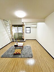 MOON下到津D棟 202 2階1Kのリビング/ダイニング