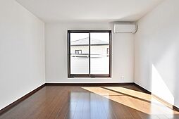 エクシヴ上富野 202 2階1Kのリビング/ダイニング