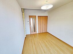 エクシヴ大里I 202 2階1Kのリビング/ダイニング