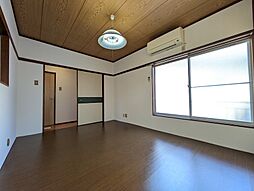 上二フレンドハウス 2階ワンルームのリビング/ダイニング