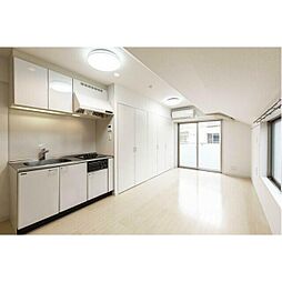 コンフォリア目黒長者丸 2階ワンルームのリビング/ダイニング