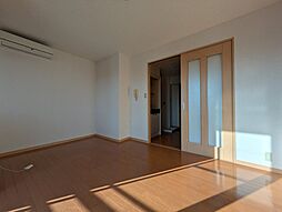 ビエント 3階1Kのリビング/ダイニング