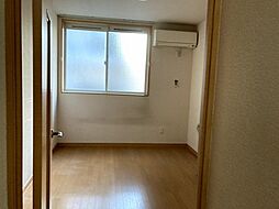 フレンズ三軒茶屋 1階1Kのリビング/ダイニング