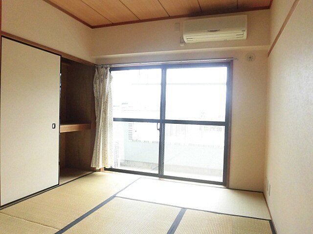 寝室
