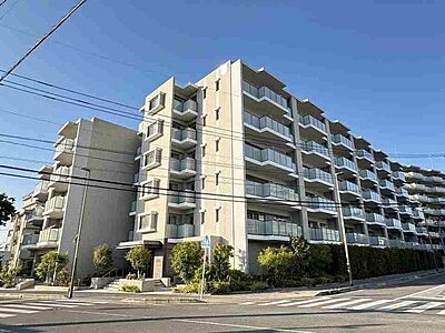 外観:◎小・中学校徒歩約6分以内♪◎最上階角部屋!◎バルコニー×2、ルーフバルコニ有♪ 外観:◎小・中学校徒歩約6分以内♪◎最上階角部屋!◎バルコニー×2、ルーフバルコニ有♪