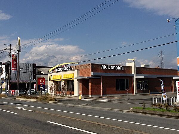 周辺：【ファーストフード】マクドナルド 178豊岡店まで898ｍ