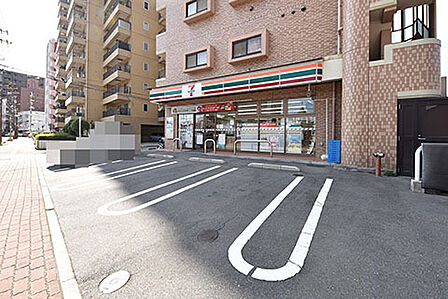 セブン-イレブン 広島宇品御幸店:徒歩1分(約38m)