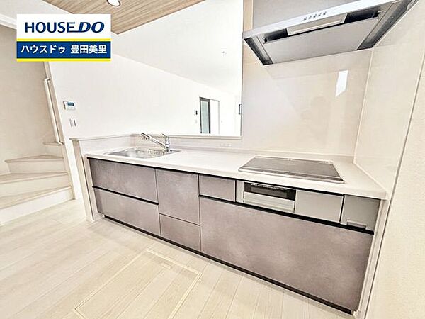キッチンを拡大表示