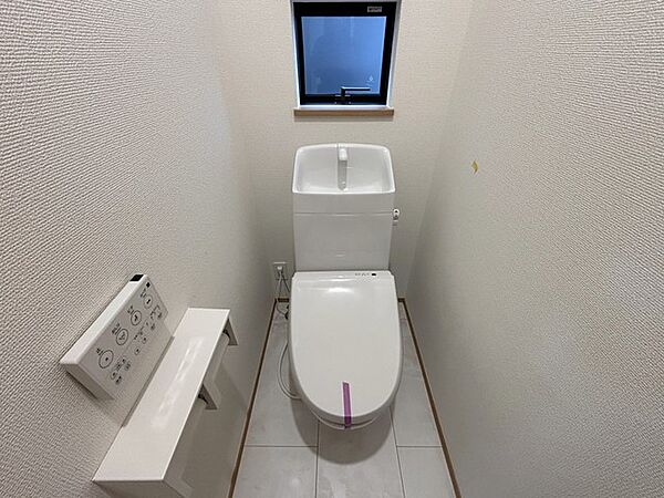 トイレを拡大表示