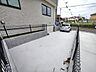 駐車場：2台駐車可能(車種によります)
