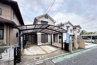 外観:【外観】【リフォーム中】クロス張替え、水回り交換、外壁屋根塗装を予定しております。 外観:【外観】【リフォーム中】クロス張替え、水回り交換、外壁屋根塗装を予定しております。