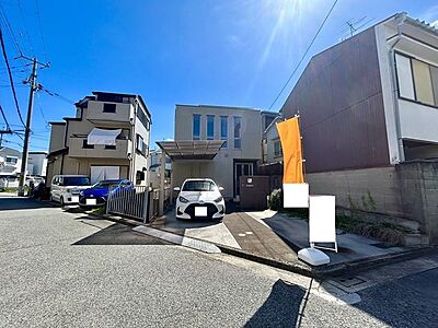 外観:【現況販売中】陽当たりの良い外観が、ご家族の新しい暮らしをあたたかく迎えてくれます。毎日の帰宅が楽しみになる住まいです。 外観:【現況販売中】陽当たりの良い外観が、ご家族の新しい暮らしをあたたかく迎えてくれます。毎日の帰宅が楽しみになる住まいです。
