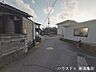 外観：前面道路含む現地写真