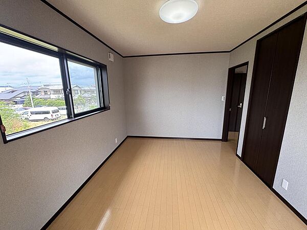 寝室を拡大表示