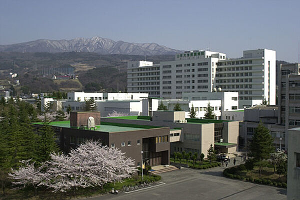 画像28:【総合病院】山形大学医学部附属病院まで1597ｍ
