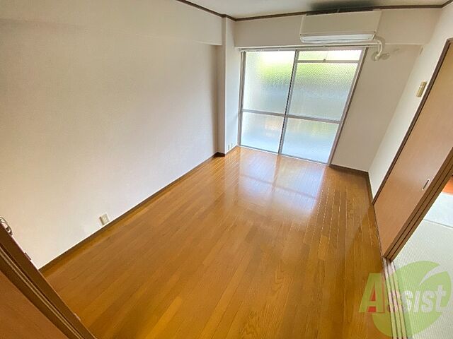 寝室
