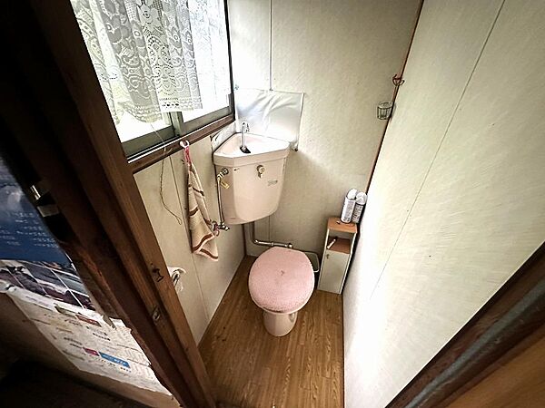 トイレを拡大表示