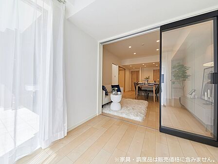<コンサバトリー約3.1帖>多目的利用可能なコンサバトリー付きです。※家具・調度品は販売価格に含みません。