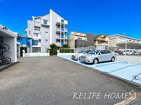 ■Parking lot■敷地内駐車場完備!空き情報はお気軽にお問い合わせください。